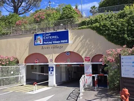 Apartment Le Jardin De L Esterel Fh007 -Piscine Chauffee -Parking - Climatisation - -Appartement En Residence De Loisirs - Plages *